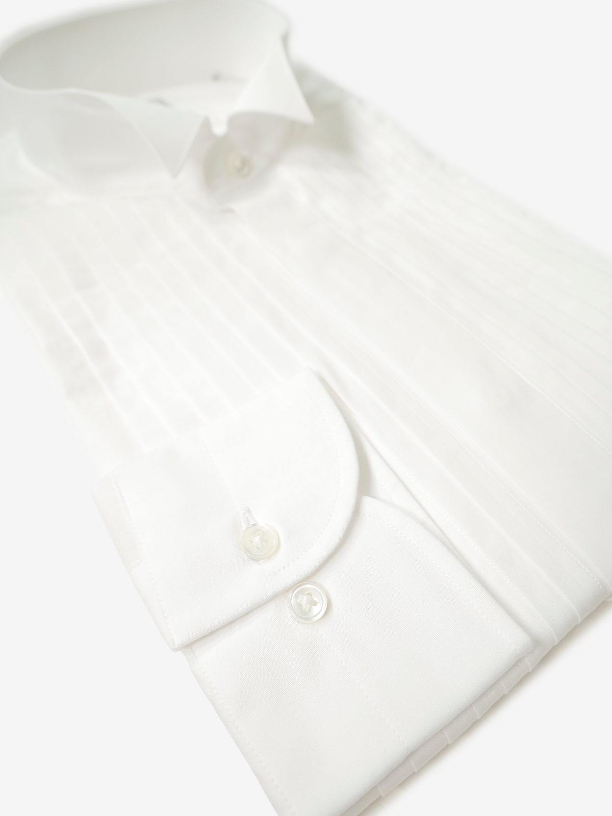Wing Collar Pleated Shirt｜ホワイト